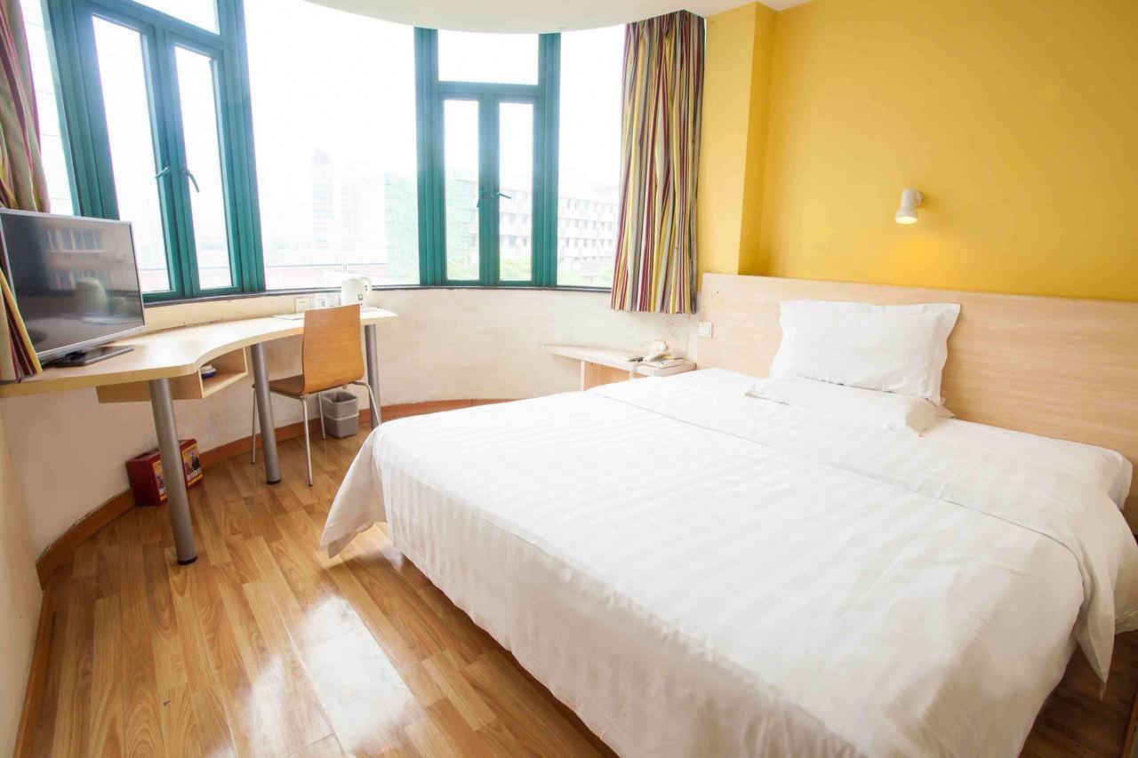 7Days Inn Guangzhou Southern Hospital Medical College Station מראה חיצוני תמונה