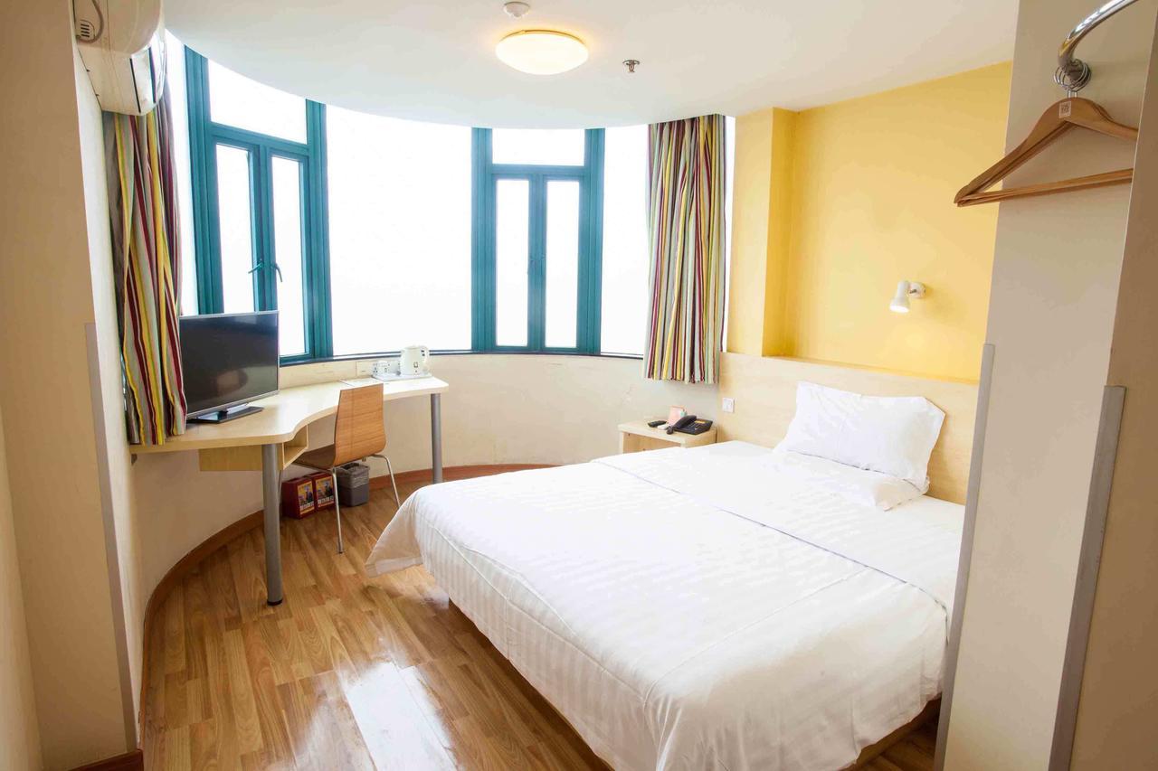 7Days Inn Guangzhou Southern Hospital Medical College Station מראה חיצוני תמונה