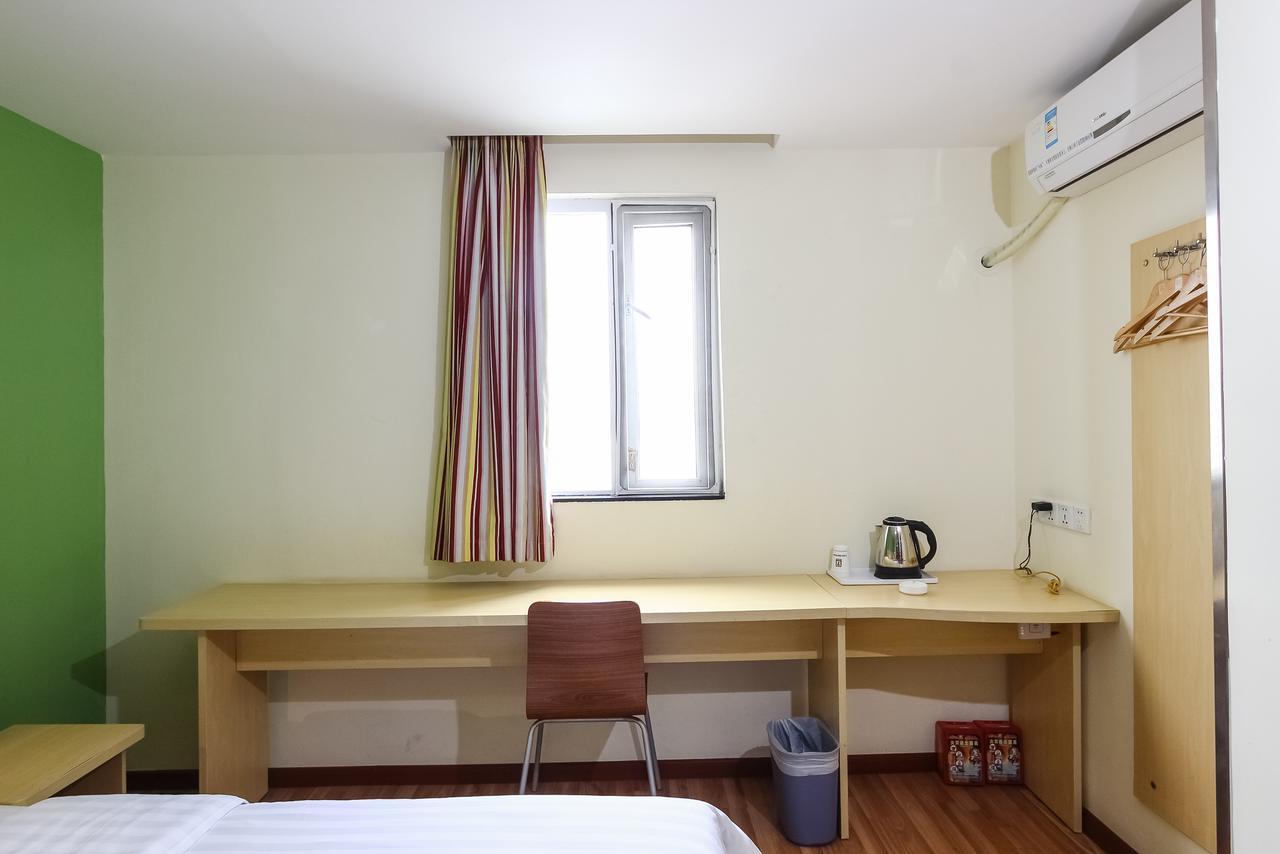 7Days Inn Guangzhou Southern Hospital Medical College Station מראה חיצוני תמונה