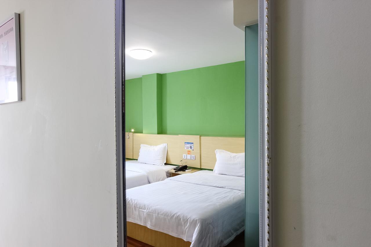 7Days Inn Guangzhou Southern Hospital Medical College Station מראה חיצוני תמונה